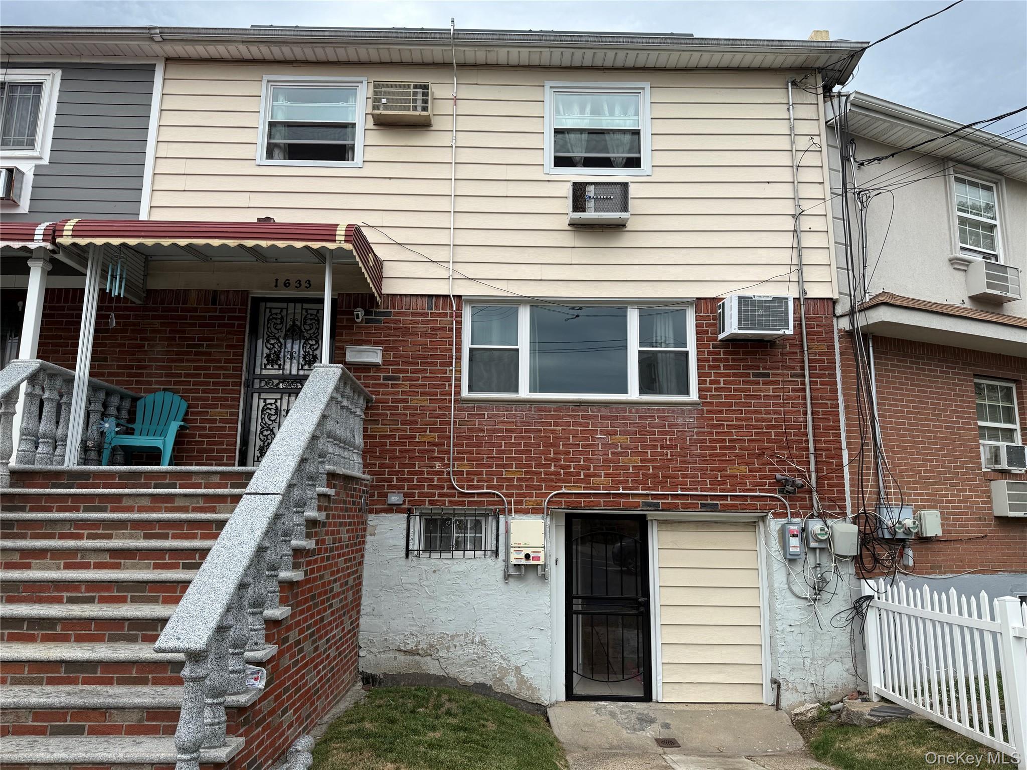 Single Family Canarsie Brooklyn, NY 11236, MLS-1016845-3
