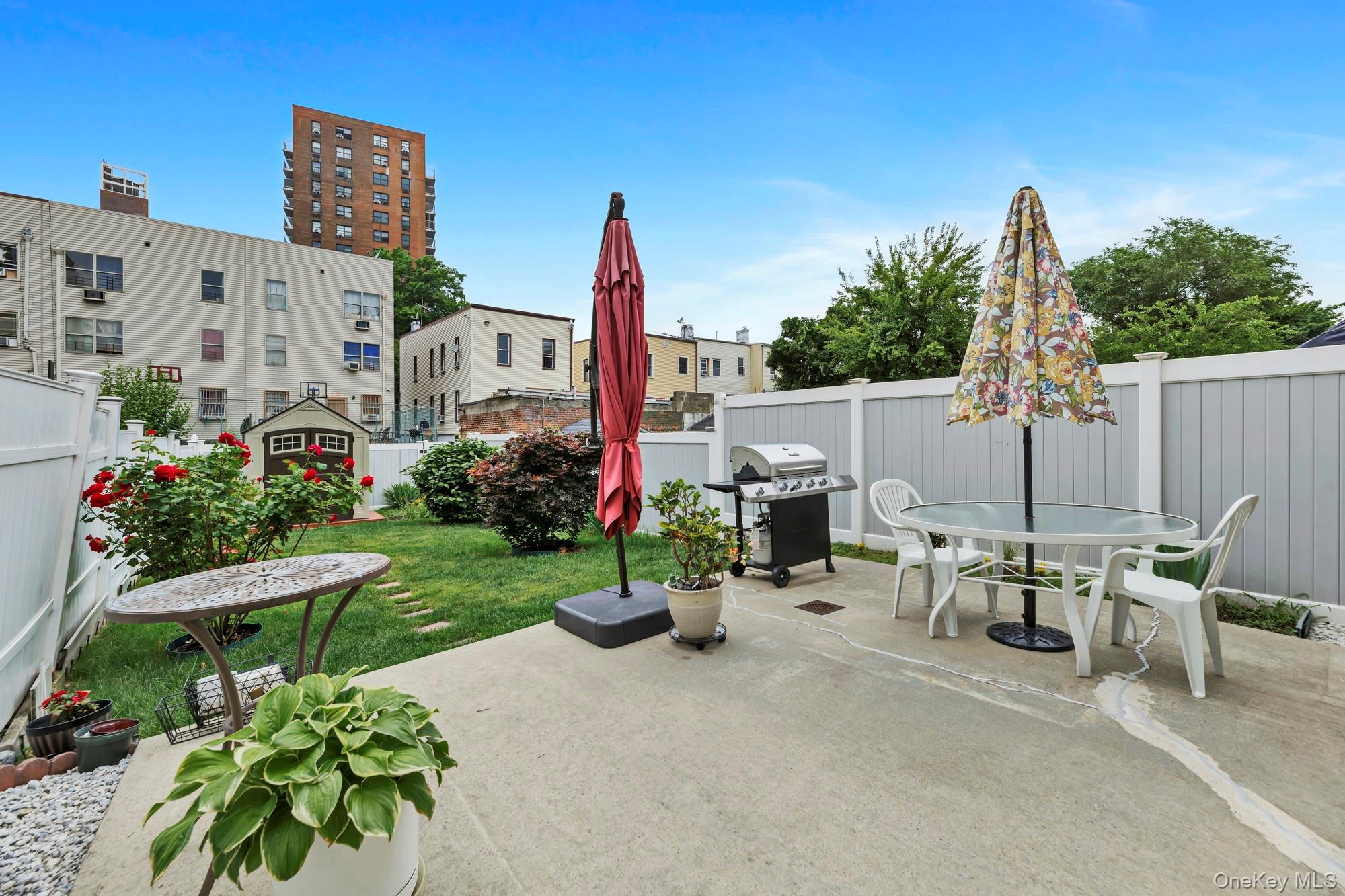 Single Family Clinton Avenue Bronx, NY 10457, MLS-1016881-2