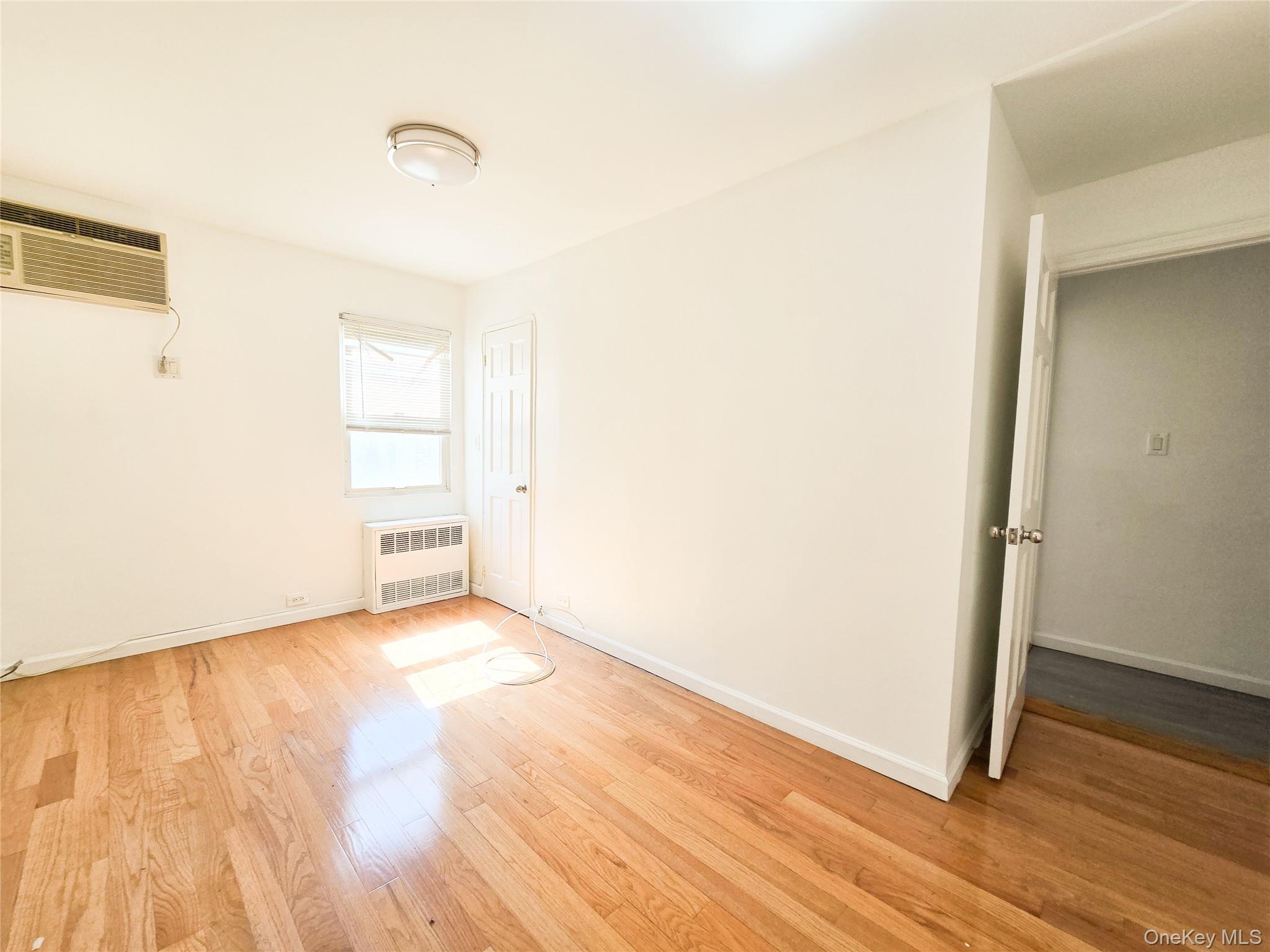 Single Family 170th Street Queens, NY 11365, MLS-1016909-10