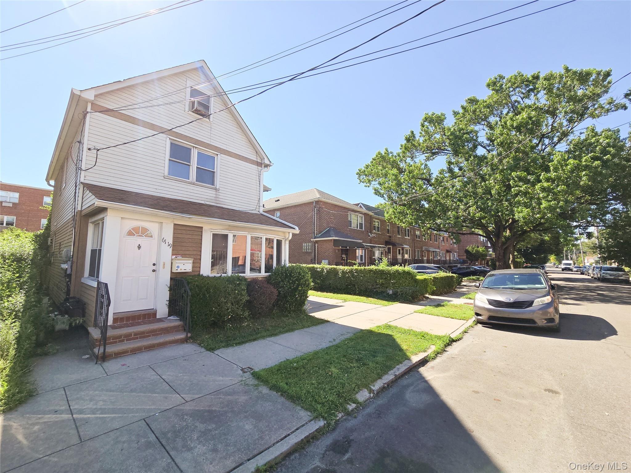 Single Family 170th Street  Queens, NY 11365, MLS-1016909-50