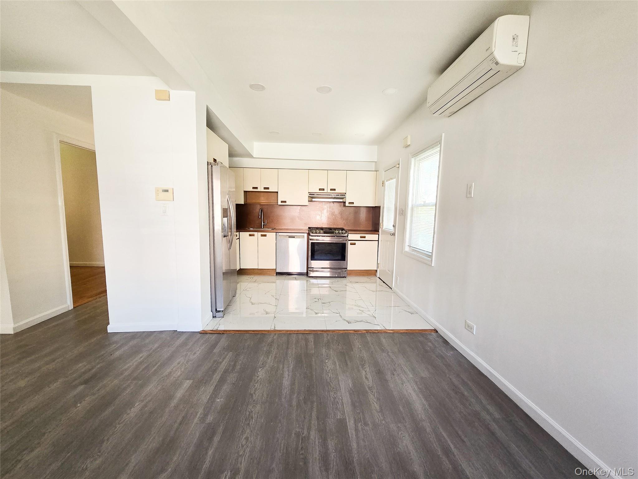 Single Family 170th Street Queens, NY 11365, MLS-1016909-7