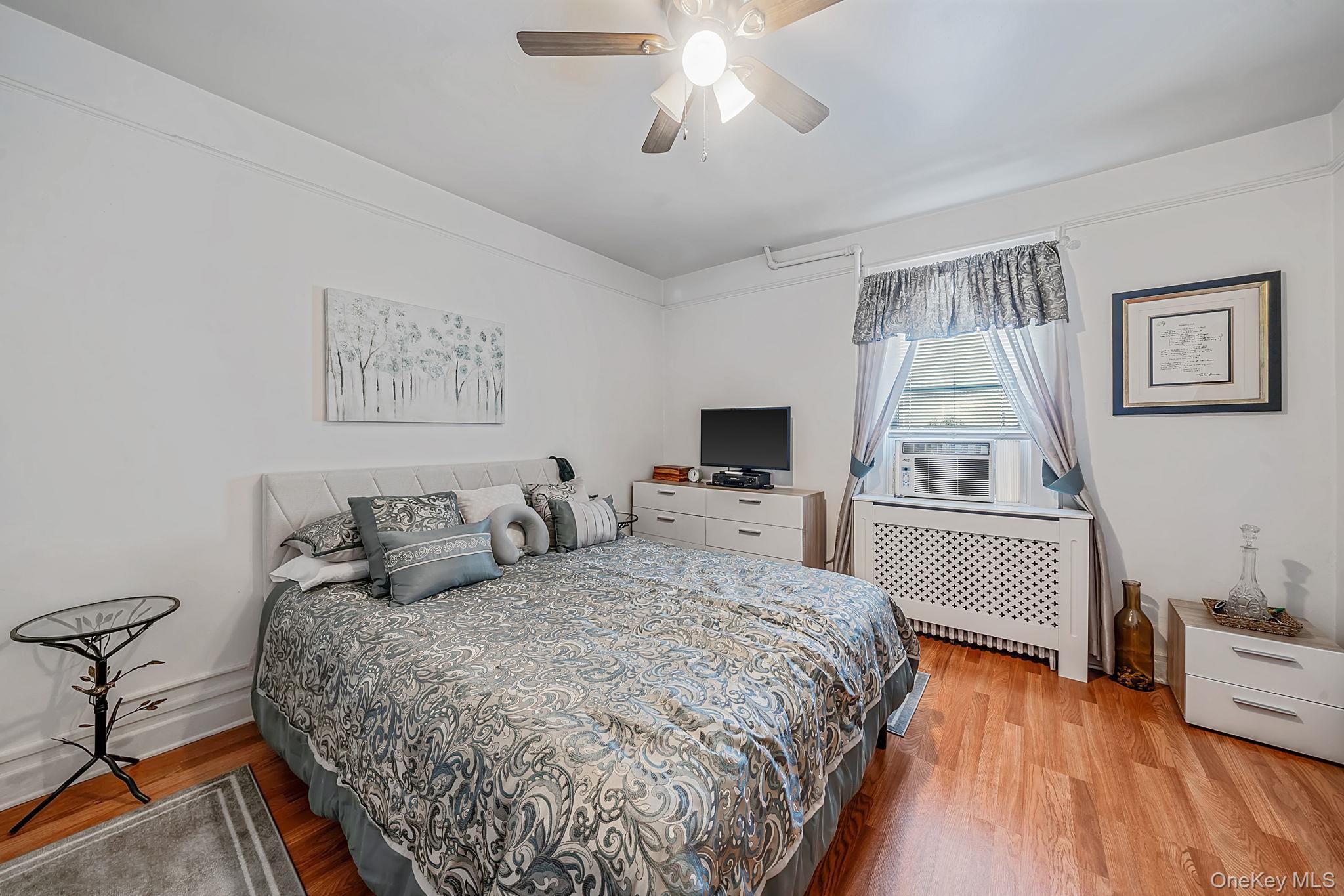 Single Family Wilkinson Avenue Bronx, NY 10461, MLS-1016945-12