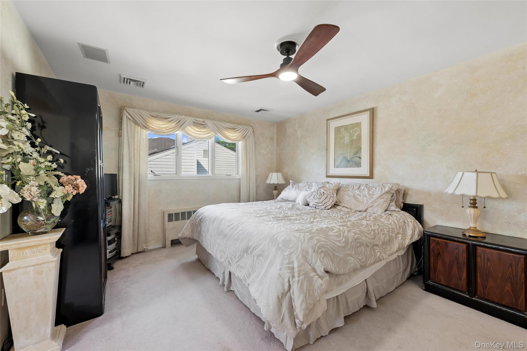 Single Family Holland Way Nassau County, NY 11566, MLS-1016947-14