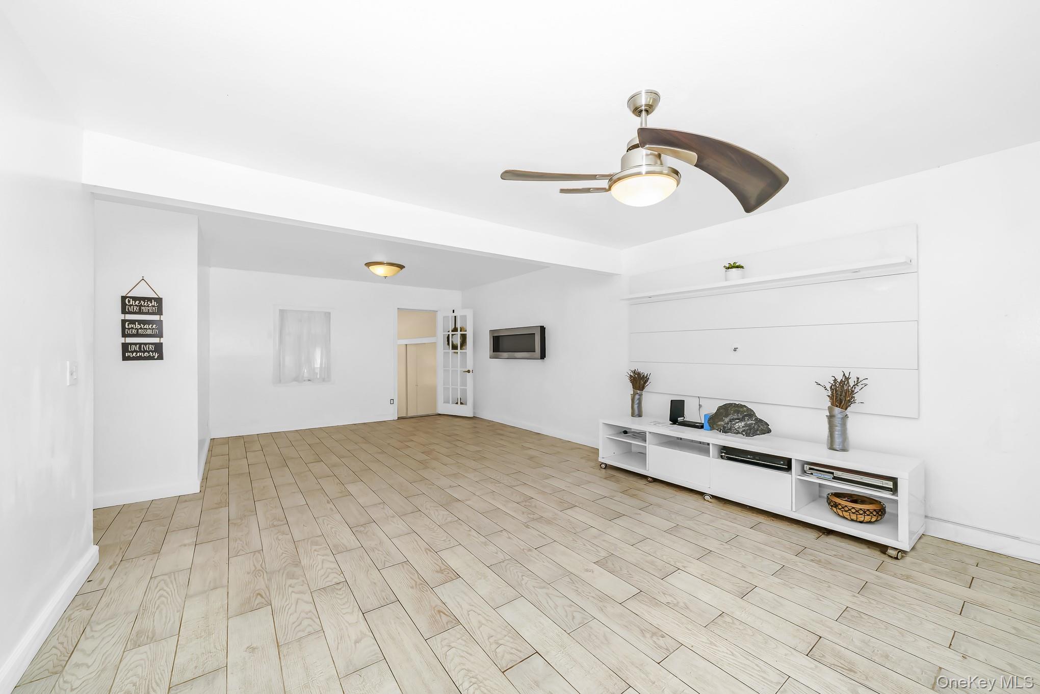 Single Family Lido Parkway Suffolk County, NY 11757, MLS-1016956-14