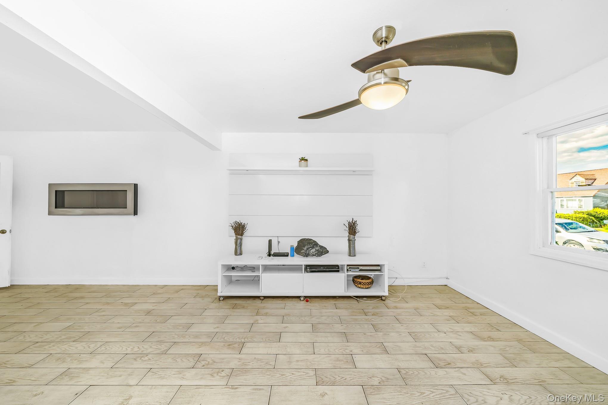 Single Family Lido Parkway Suffolk County, NY 11757, MLS-1016956-15