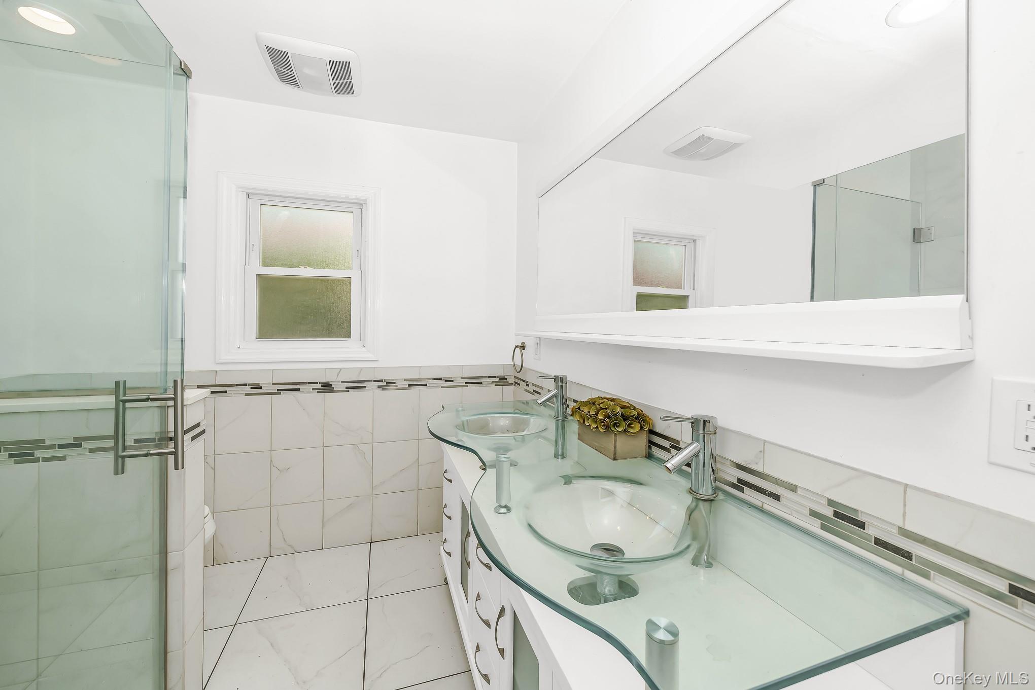Single Family Lido Parkway Suffolk County, NY 11757, MLS-1016956-21