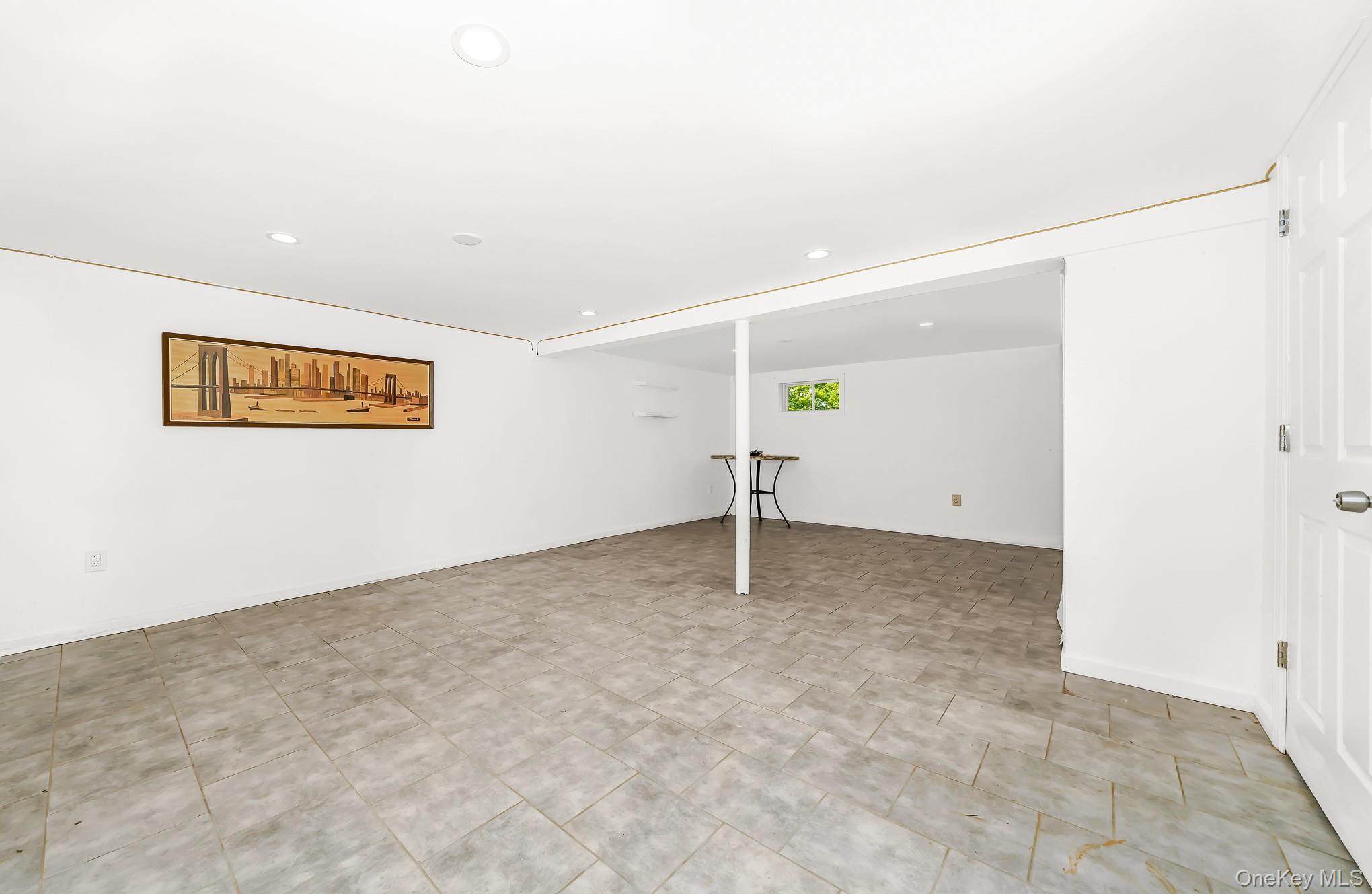 Single Family Lido Parkway Suffolk County, NY 11757, MLS-1016956-29
