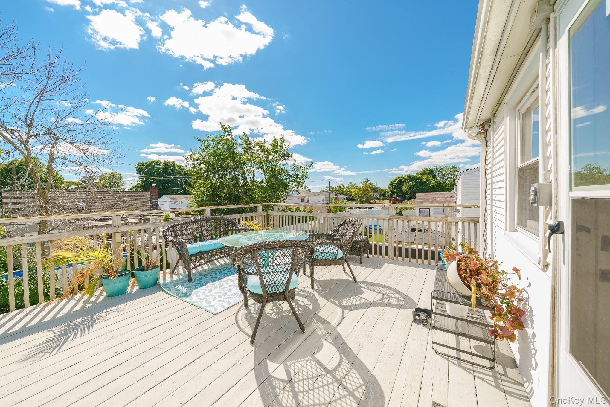 Single Family Lido Parkway  Suffolk County, NY 11757, MLS-1016956-38