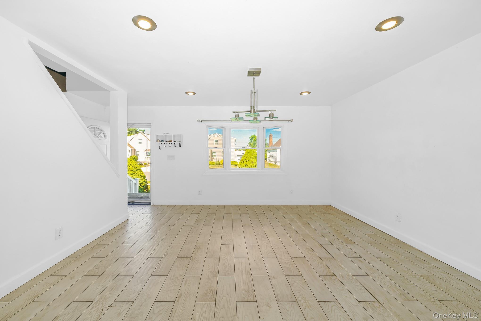 Single Family Lido Parkway Suffolk County, NY 11757, MLS-1016956-6
