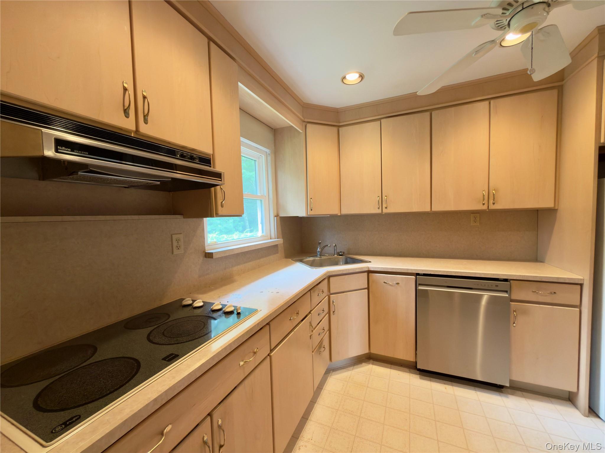 Single Family Abbie Lane Dutchess County, NY 12538, MLS-1016996-3