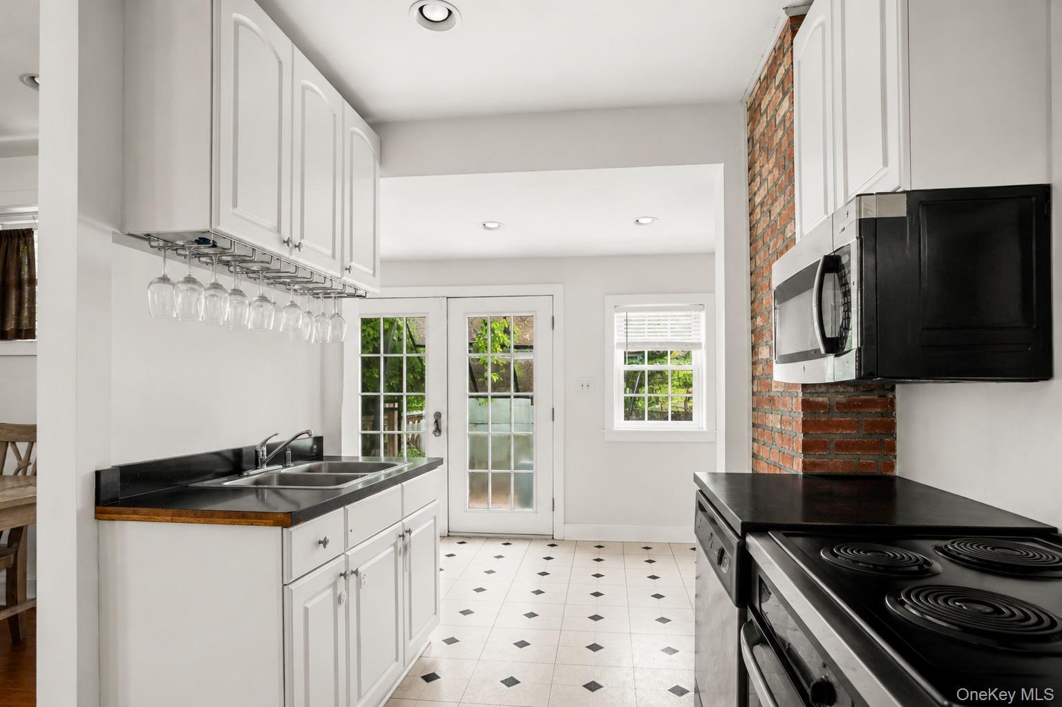 Single Family 144th Road Queens, NY 11434, MLS-1017010-5