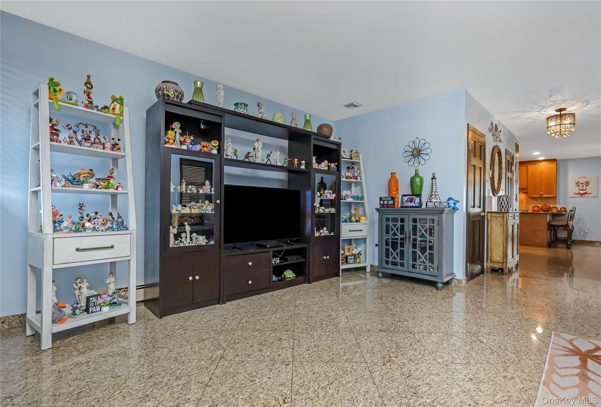 Single Family 24th Road Queens, NY 11357, MLS-1017011-5