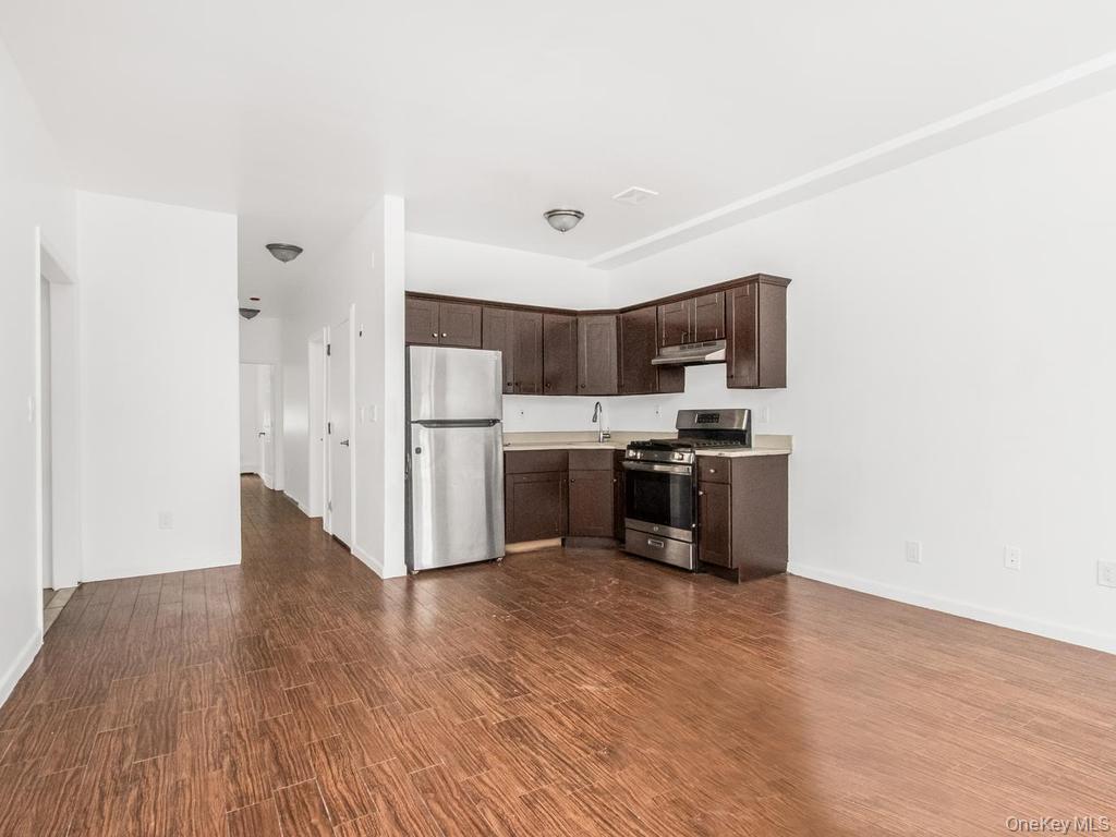 Single Family Secor Avenue Bronx, NY 10466, MLS-1017035-3