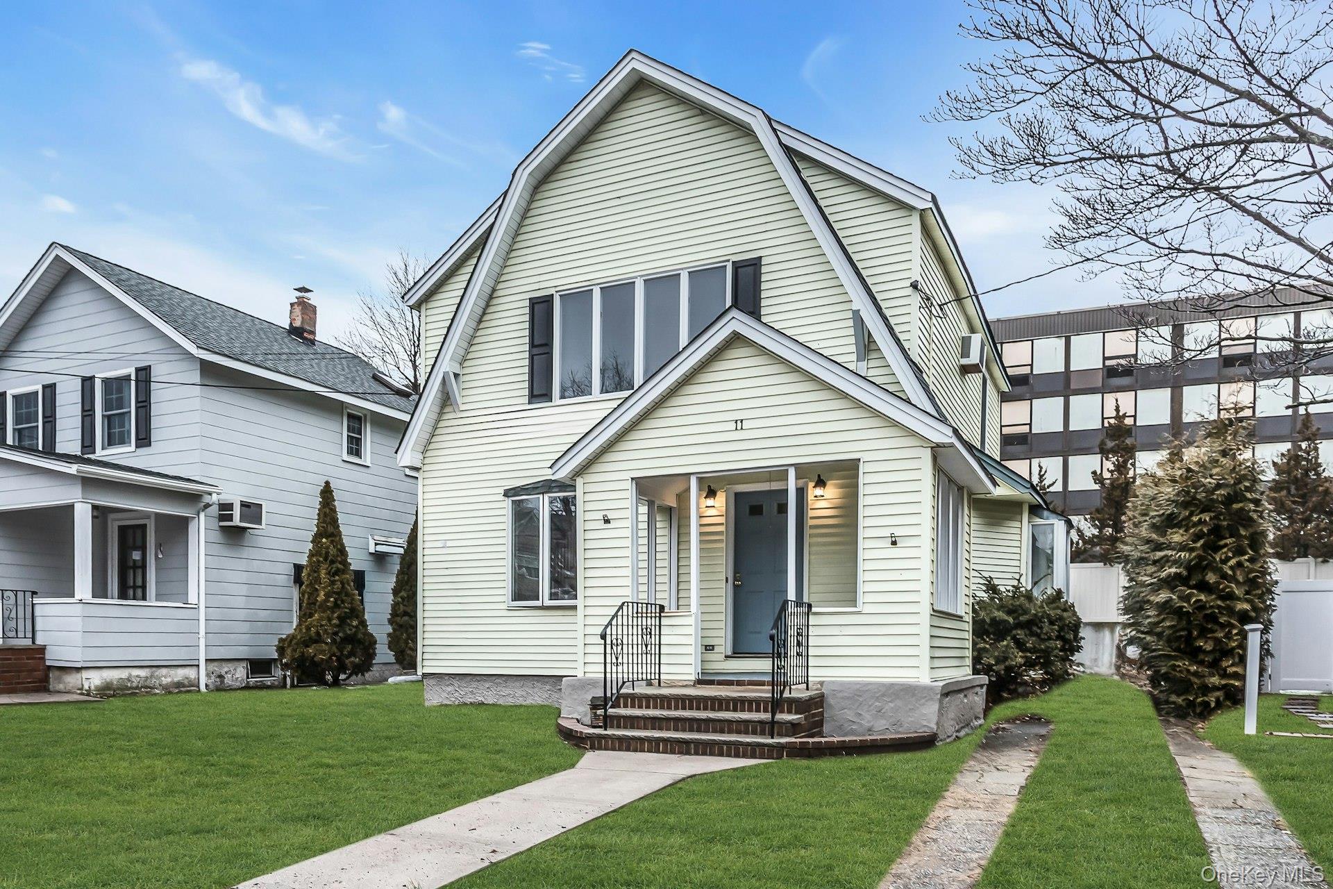 Single Family Merton Avenue Nassau County, NY 11563, MLS-1017044-2