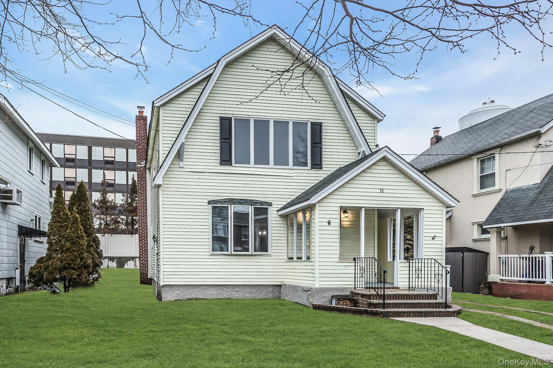 Single Family Merton Avenue Nassau County, NY 11563, MLS-1017044-3
