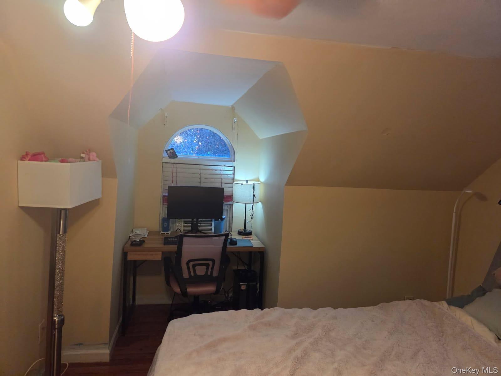 Single Family Oriole Avenue Nassau County, NY 11552, MLS-1017068-23