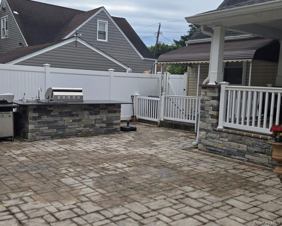 Single Family Oriole Avenue  Nassau County, NY 11552, MLS-1017068-30