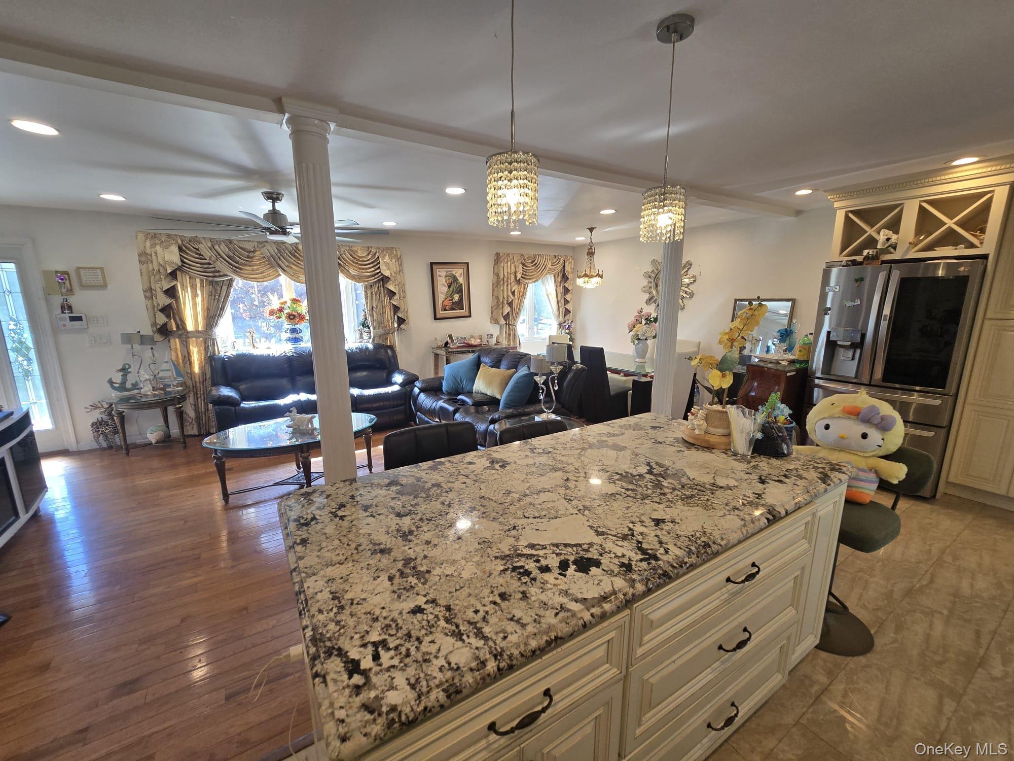 Single Family Oriole Avenue Nassau County, NY 11552, MLS-1017068-5