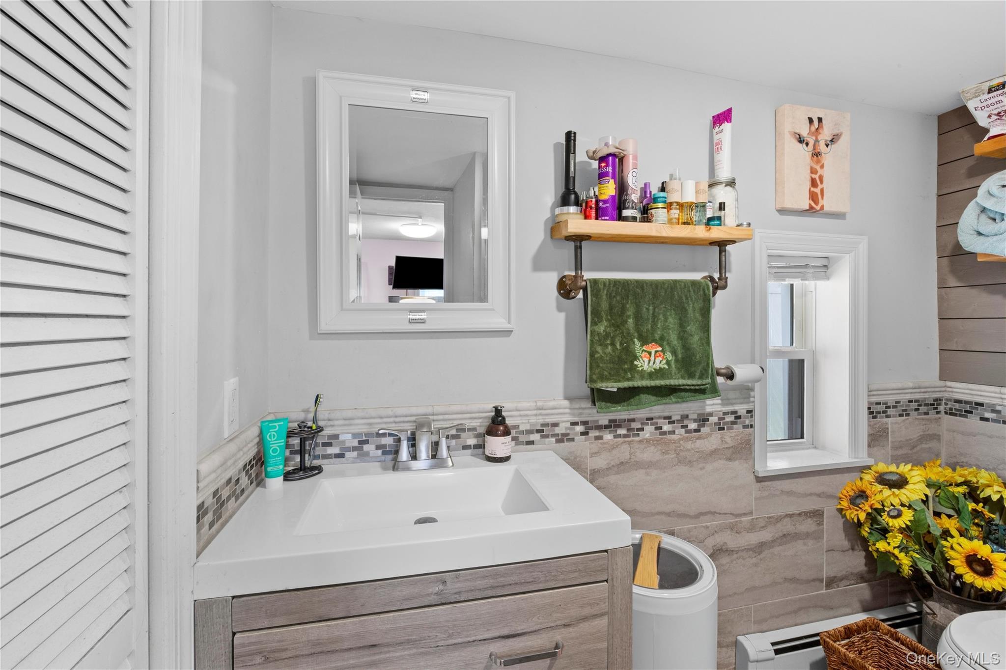 Single Family Edgewood Avenue  Suffolk County, NY 11776, MLS-1017071-12