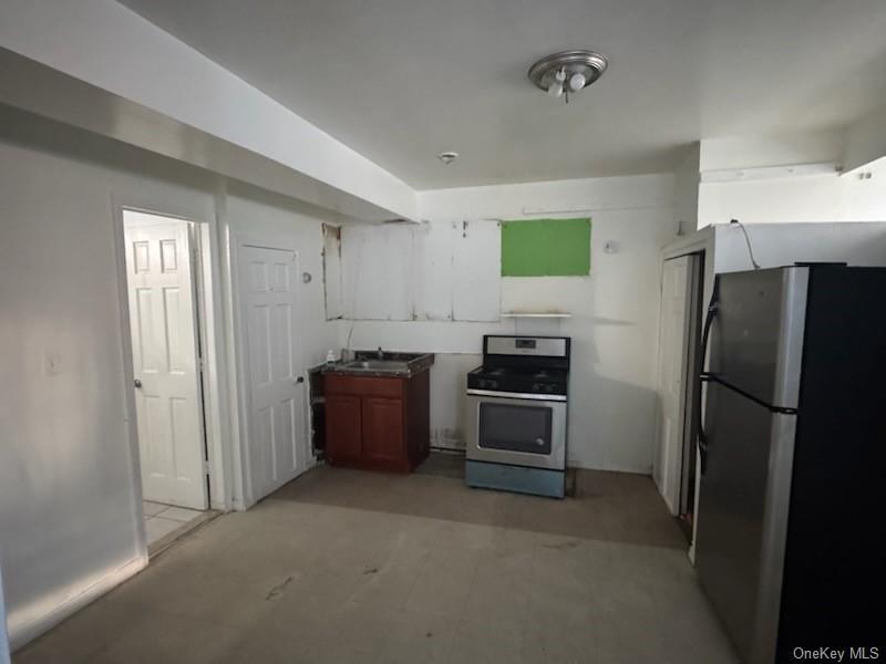 Single Family 85th Avenue  Queens, NY 11432, MLS-1017082-15