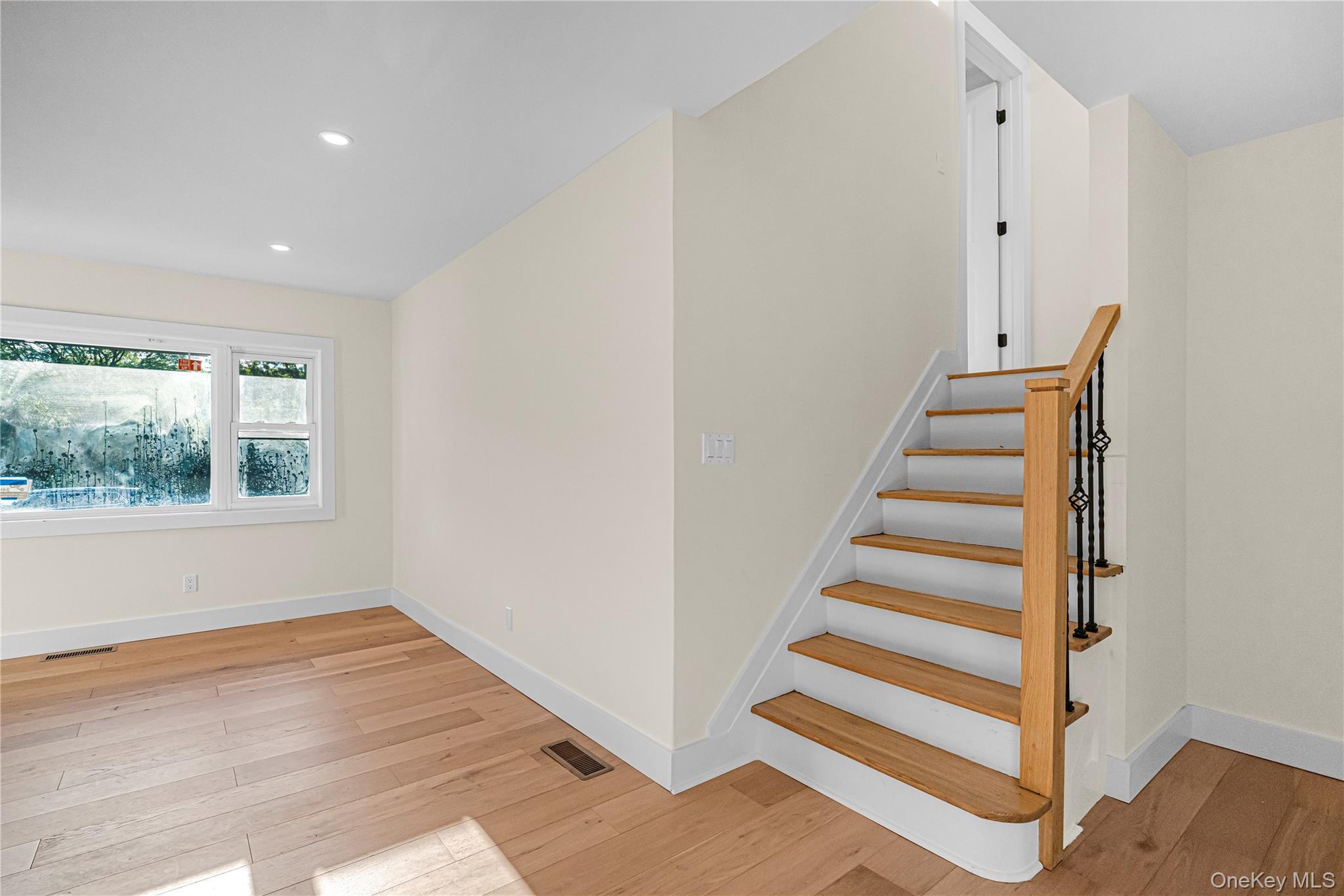 Single Family Flowerdale Drive Nassau County, NY 11783, MLS-1017093-10