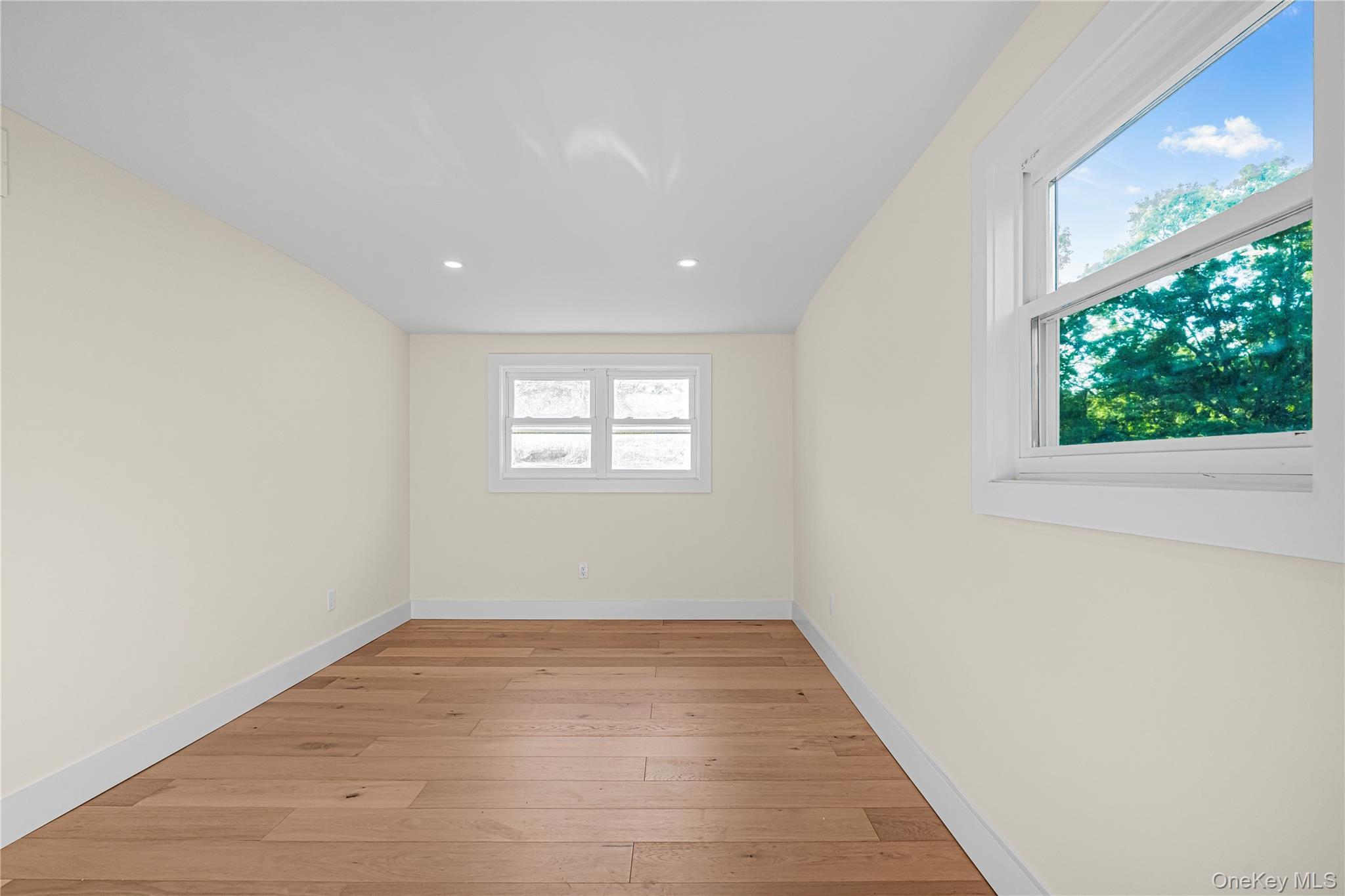 Single Family Flowerdale Drive Nassau County, NY 11783, MLS-1017093-11