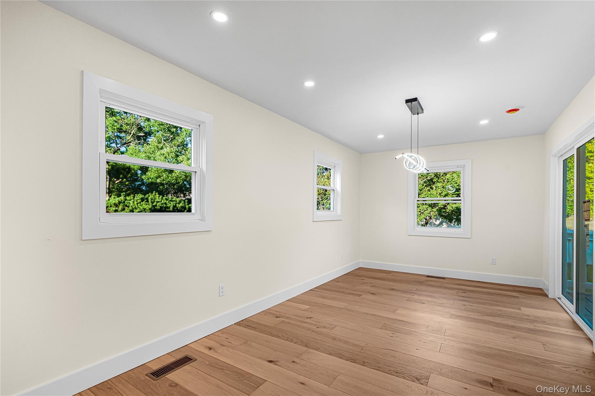 Single Family Flowerdale Drive Nassau County, NY 11783, MLS-1017093-6