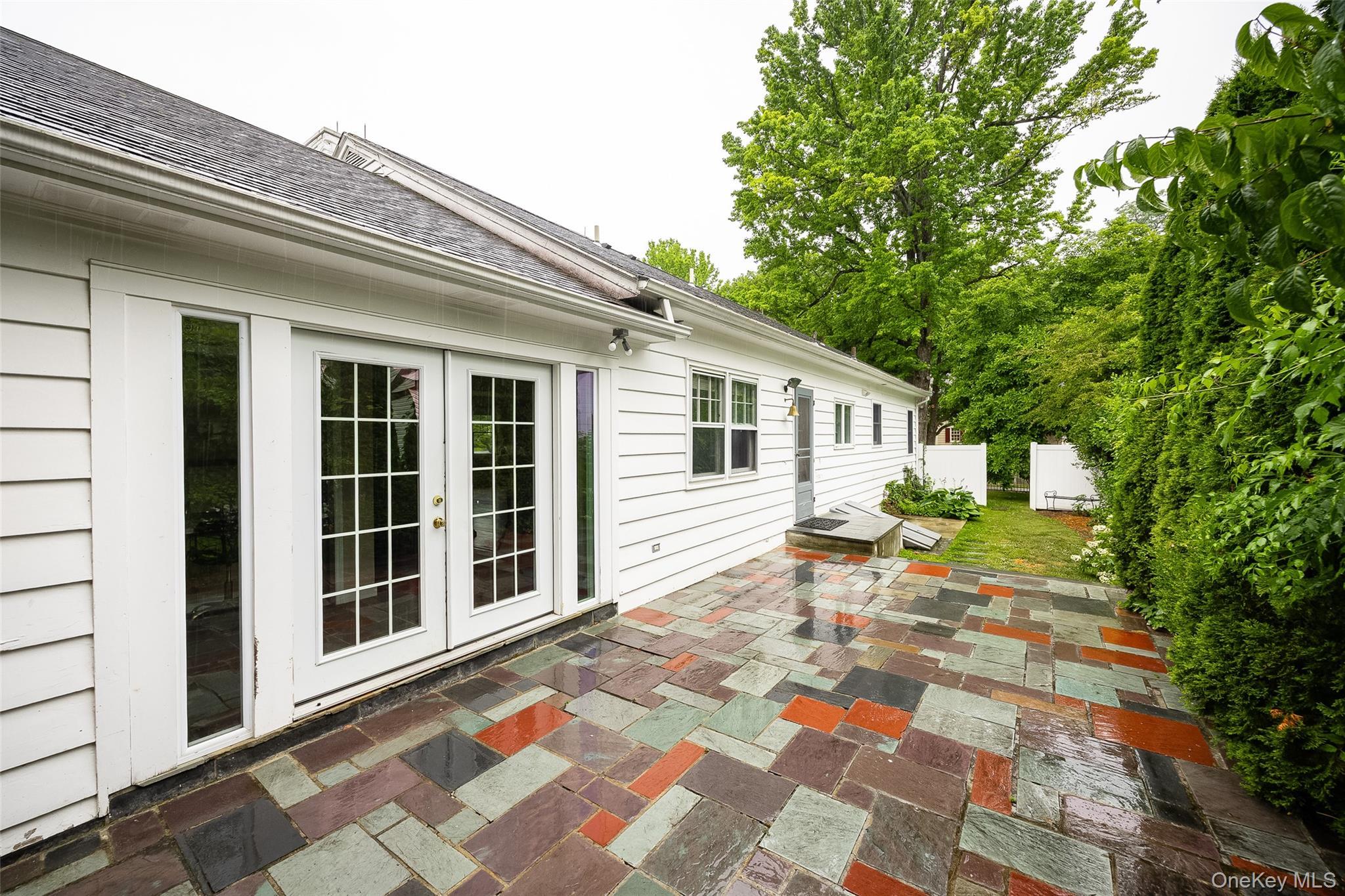 Single Family Barnard Avenue Dutchess County, NY 12601, MLS-1017098-32