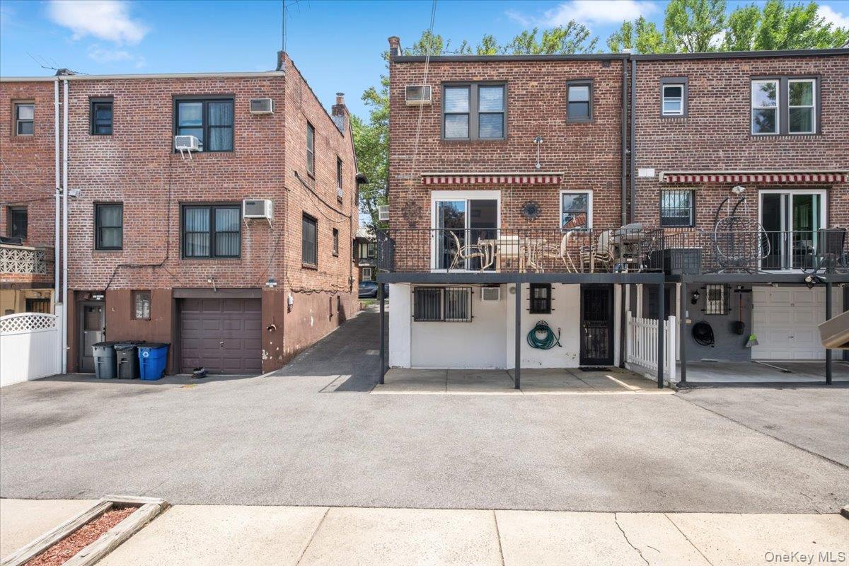 Single Family Rhinelander Avenue Bronx, NY 10461, MLS-1017099-36