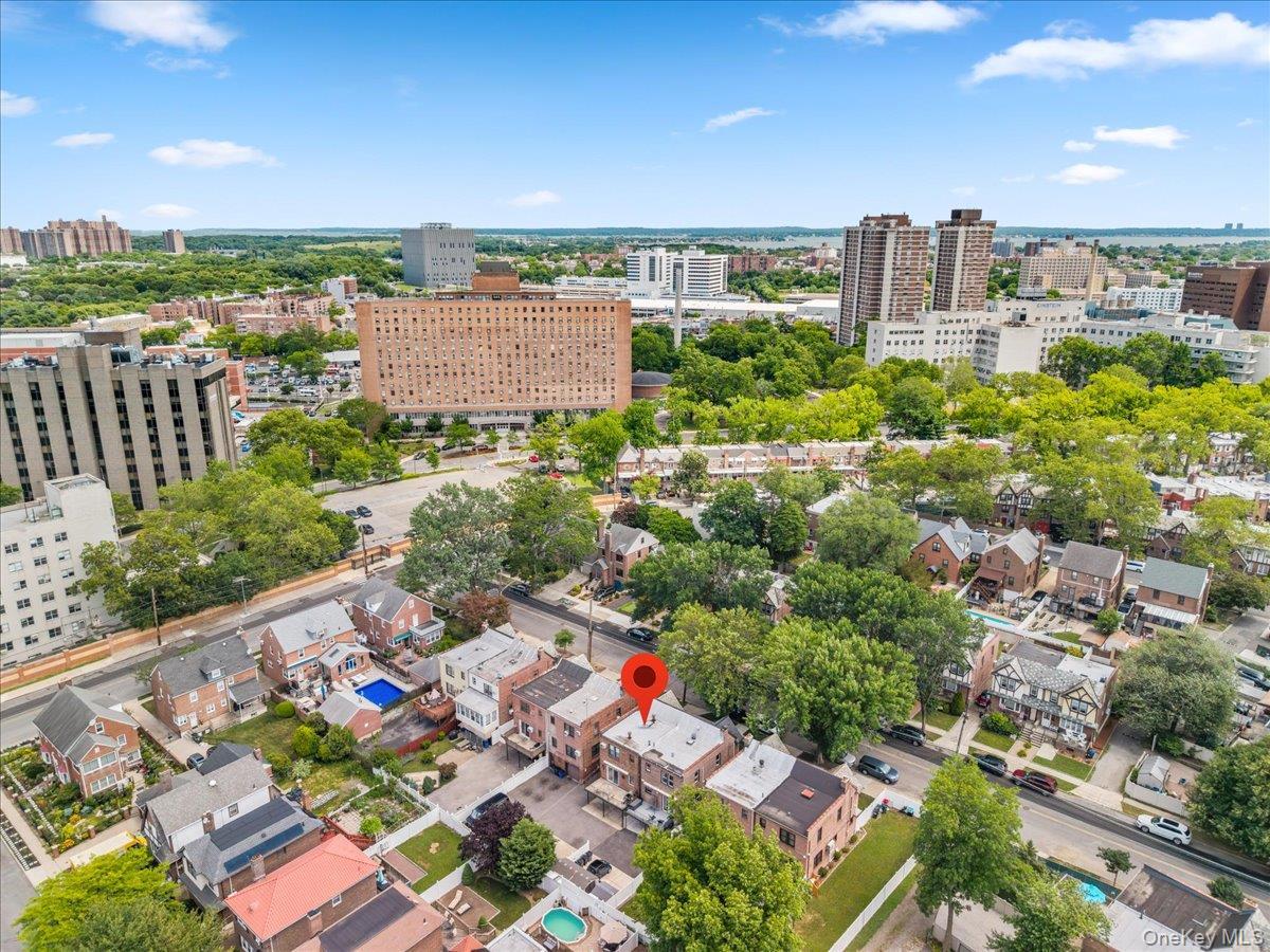 Single Family Rhinelander Avenue Bronx, NY 10461, MLS-1017099-40