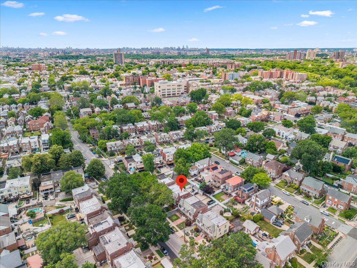 Single Family Rhinelander Avenue  Bronx, NY 10461, MLS-1017099-42