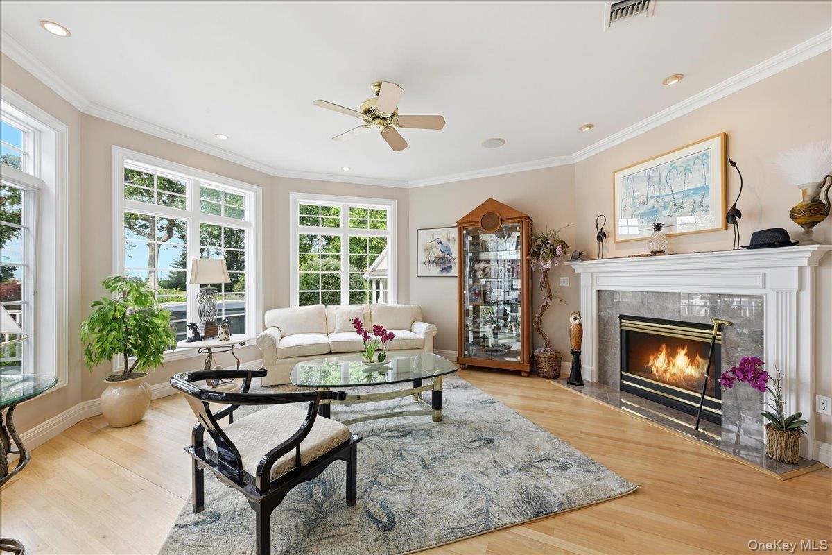 Single Family Woodcock Lane Suffolk County, NY 11733, MLS-1017106-12