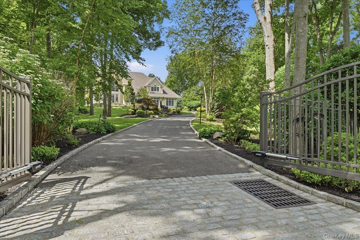 Single Family Woodcock Lane Suffolk County, NY 11733, MLS-1017106-4
