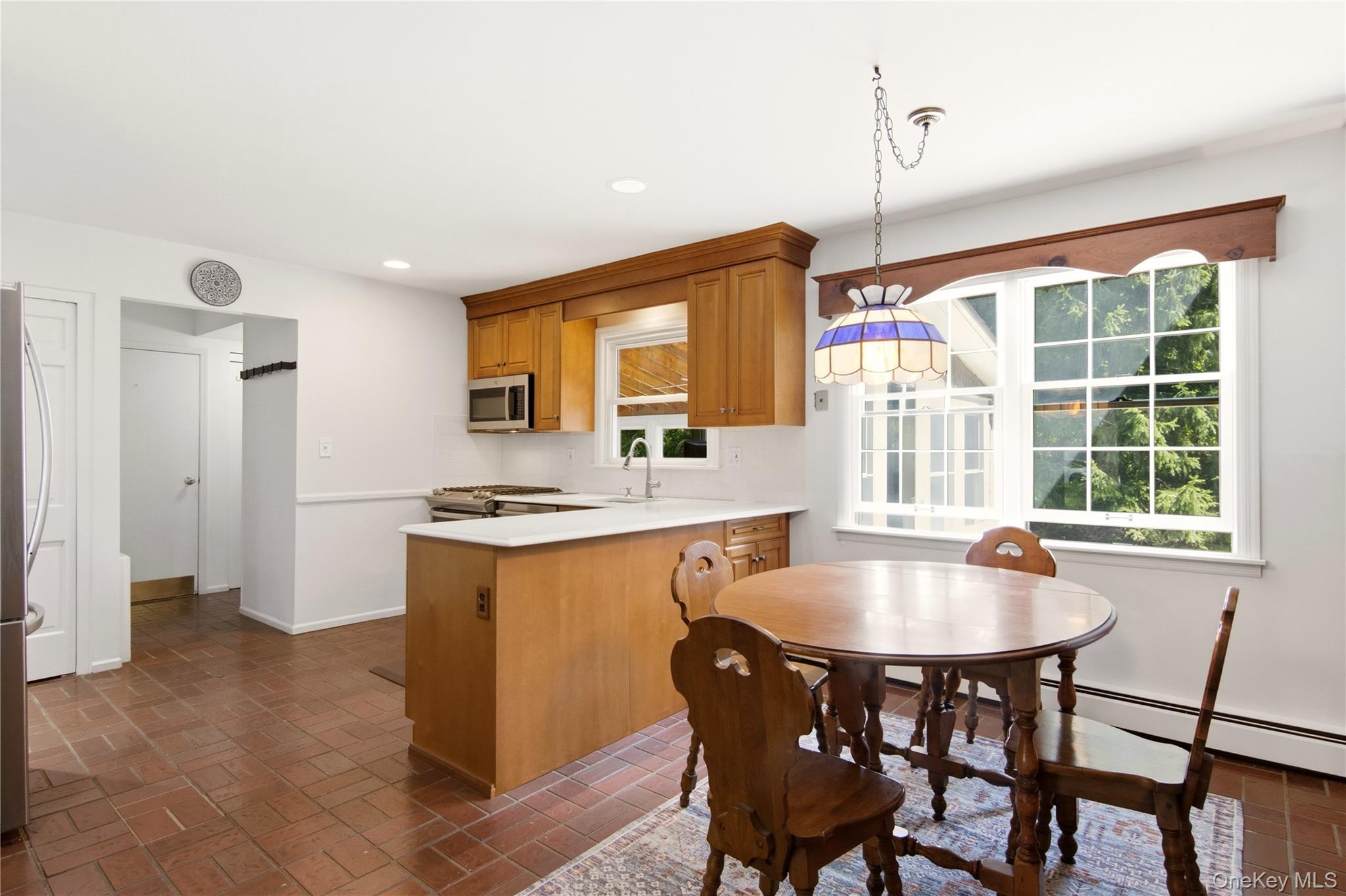 Single Family Farmington Court  Suffolk County, NY 11746, MLS-1017115-13