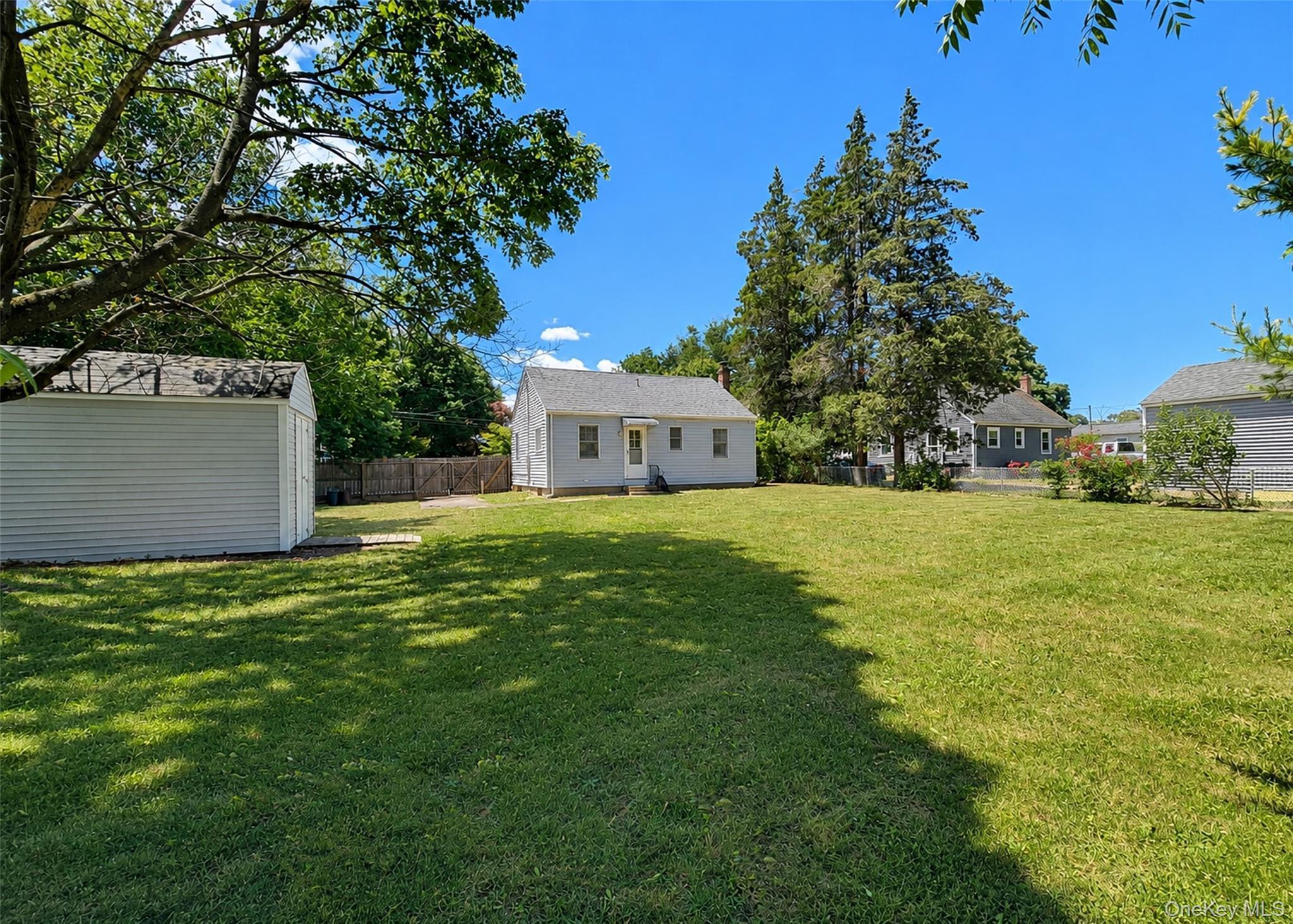 Single Family Mcgaw Avenue Suffolk County, NY 11755, MLS-1017116-18