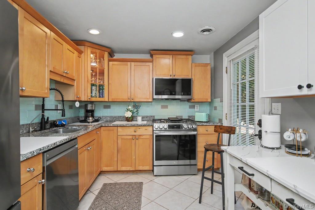 Single Family Scarborough Circle Sullivan County, NY 12775, MLS-1017125-23