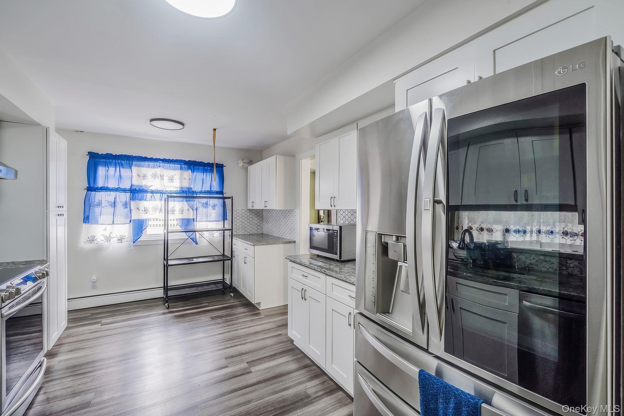 Single Family Essex Drive Suffolk County, NY 11727, MLS-1017131-14