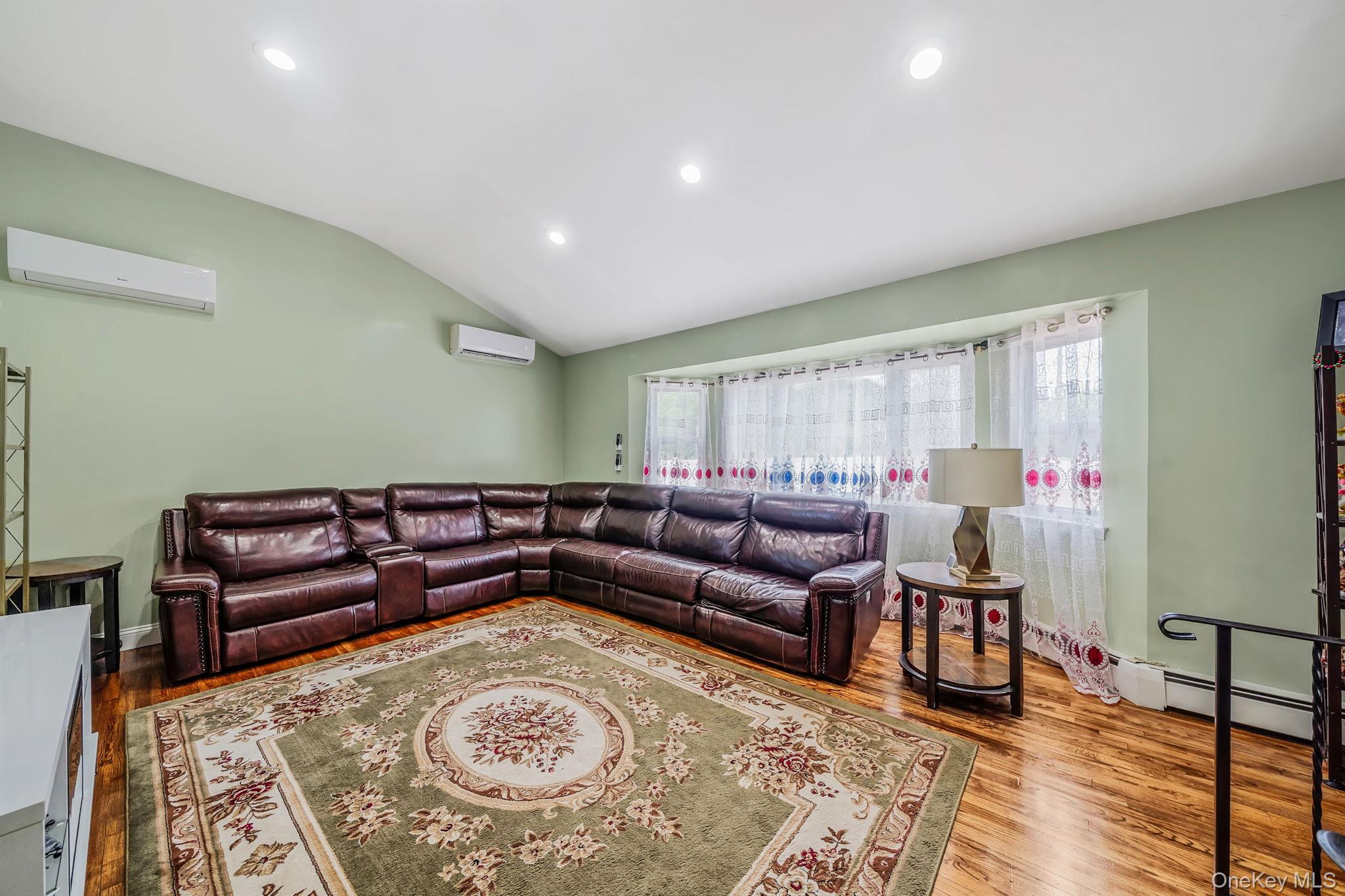 Single Family Essex Drive Suffolk County, NY 11727, MLS-1017131-20