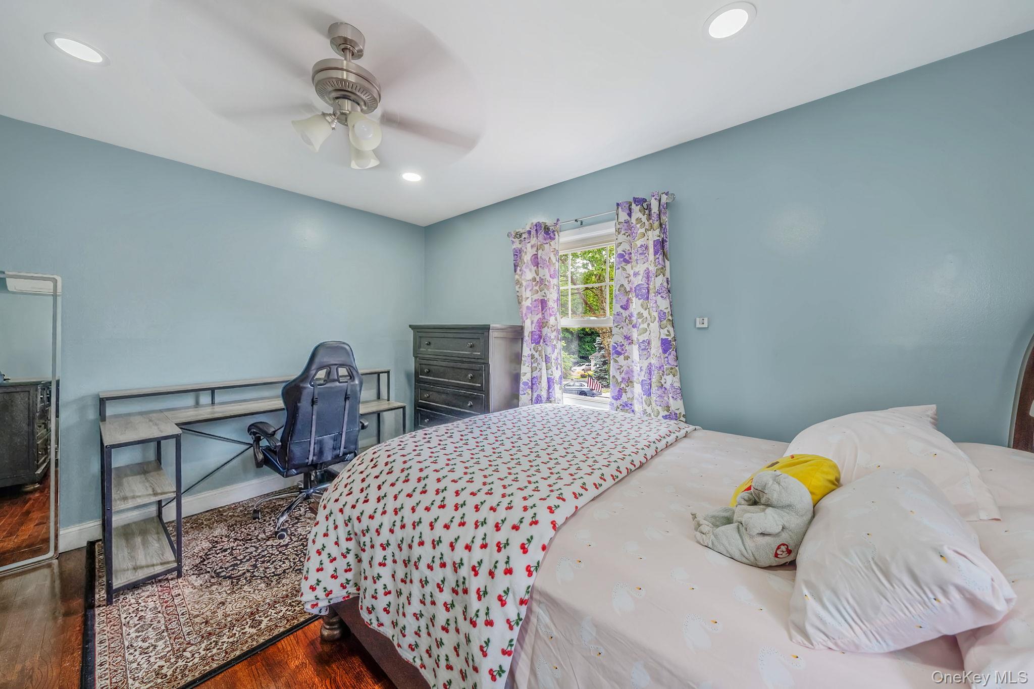 Single Family Essex Drive Suffolk County, NY 11727, MLS-1017131-30