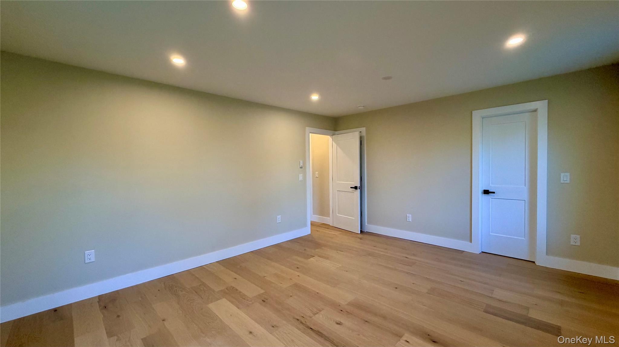 Single Family Shore Drive Suffolk County, NY 11951, MLS-1017150-13