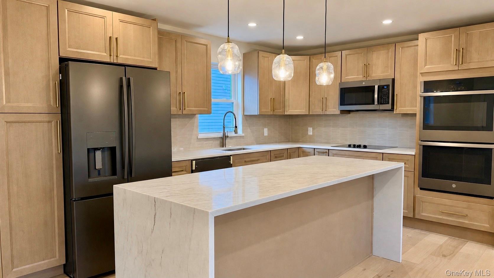 Single Family Shore Drive Suffolk County, NY 11951, MLS-1017150-7