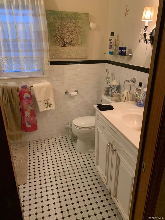 Single Family New York Avenue  Suffolk County, NY 11746, MLS-1017173-12