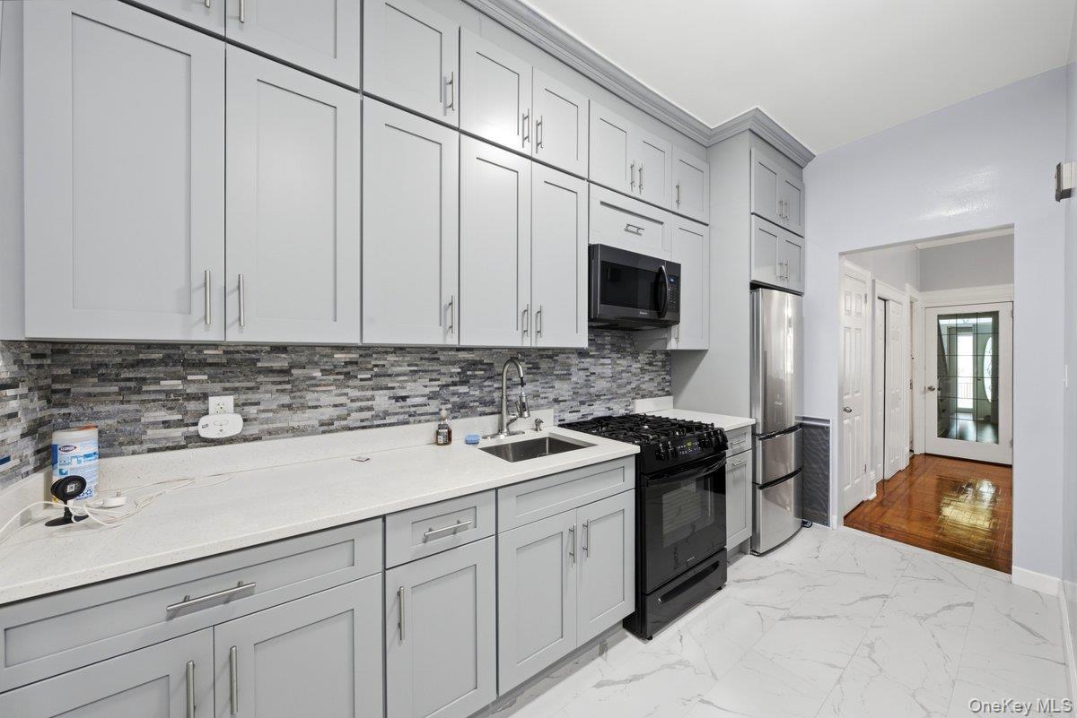 Single Family Teller Avenue Bronx, NY 10456, MLS-1017178-11
