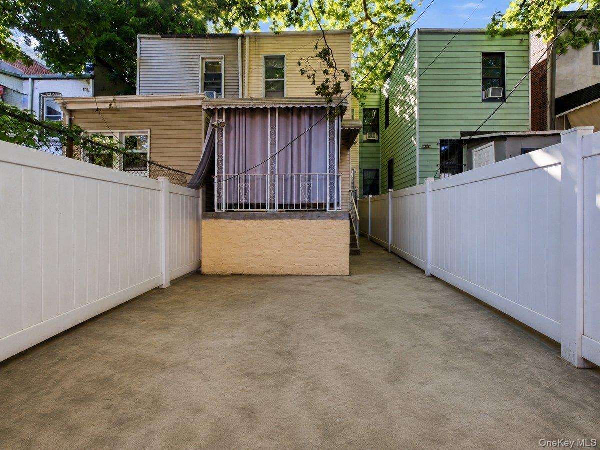 Single Family Teller Avenue Bronx, NY 10456, MLS-1017178-4