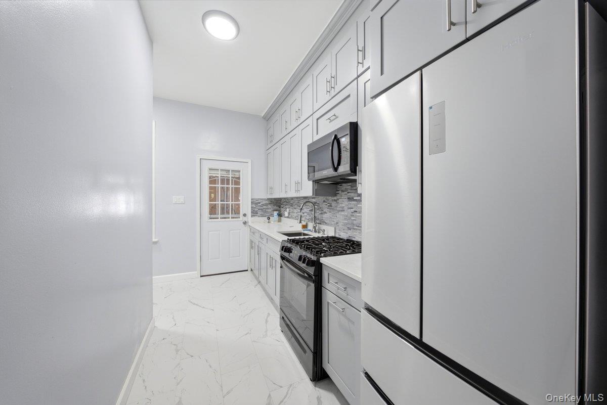 Single Family Teller Avenue Bronx, NY 10456, MLS-1017178-9