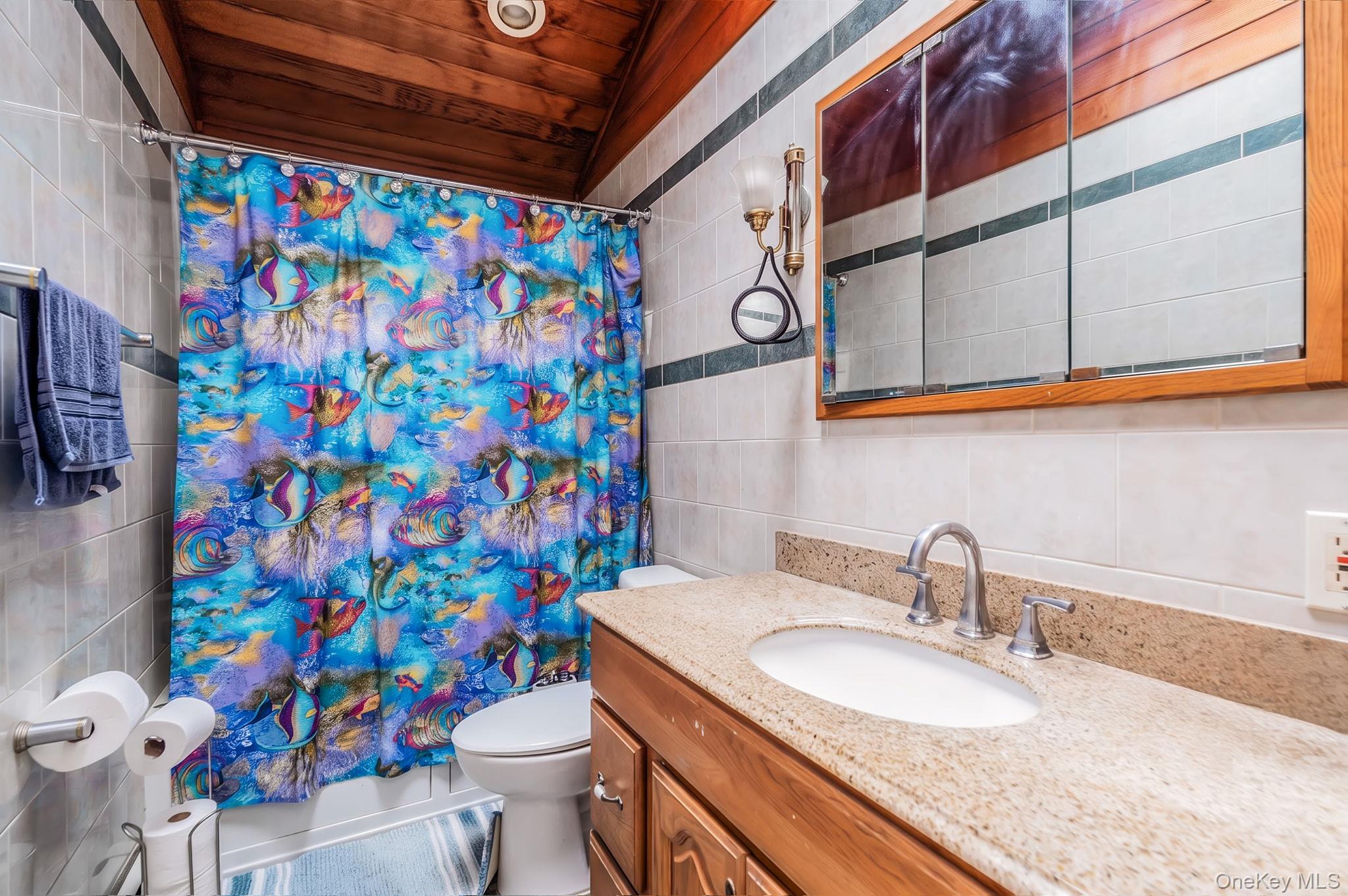 Single Family River Road Suffolk County, NY 11967, MLS-1017197-18