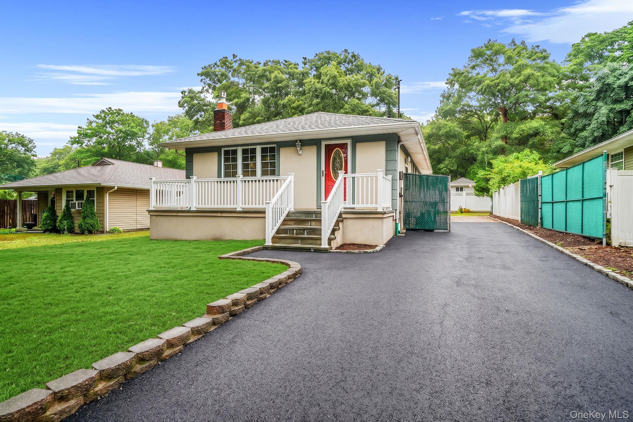 Single Family River Road Suffolk County, NY 11967, MLS-1017197-26