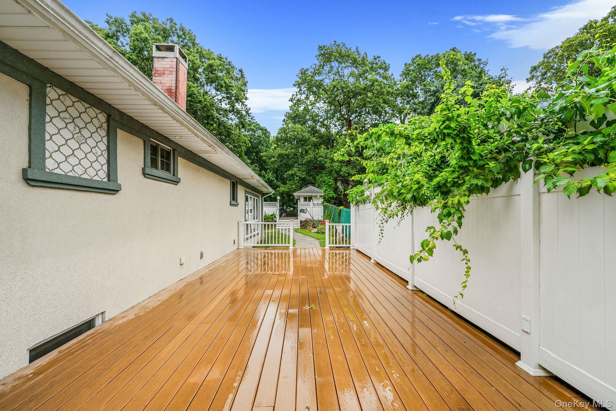 Single Family River Road Suffolk County, NY 11967, MLS-1017197-27