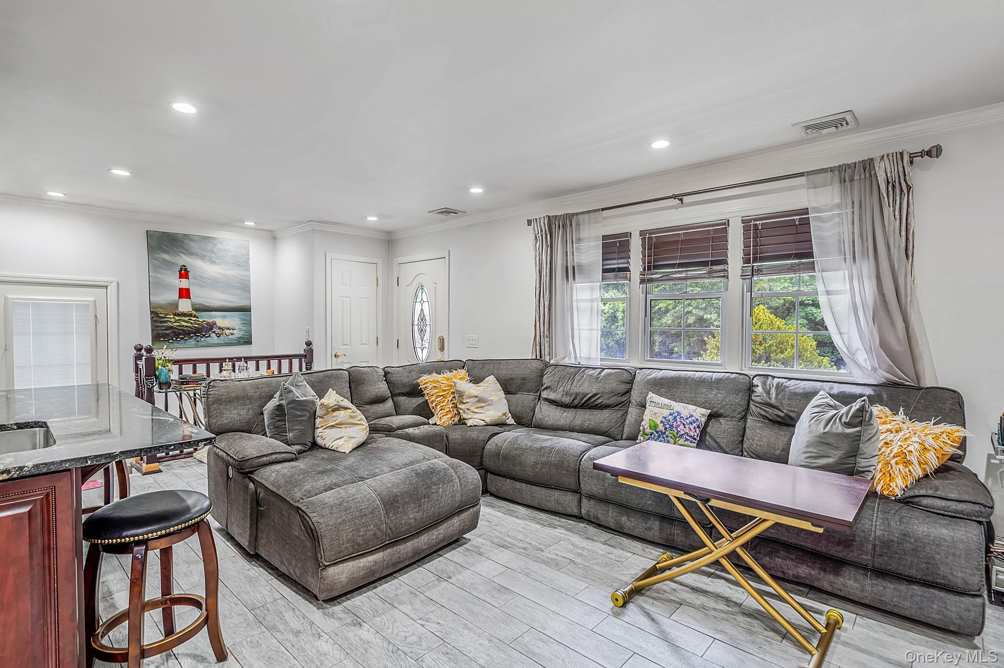 Single Family River Road Suffolk County, NY 11967, MLS-1017197-4