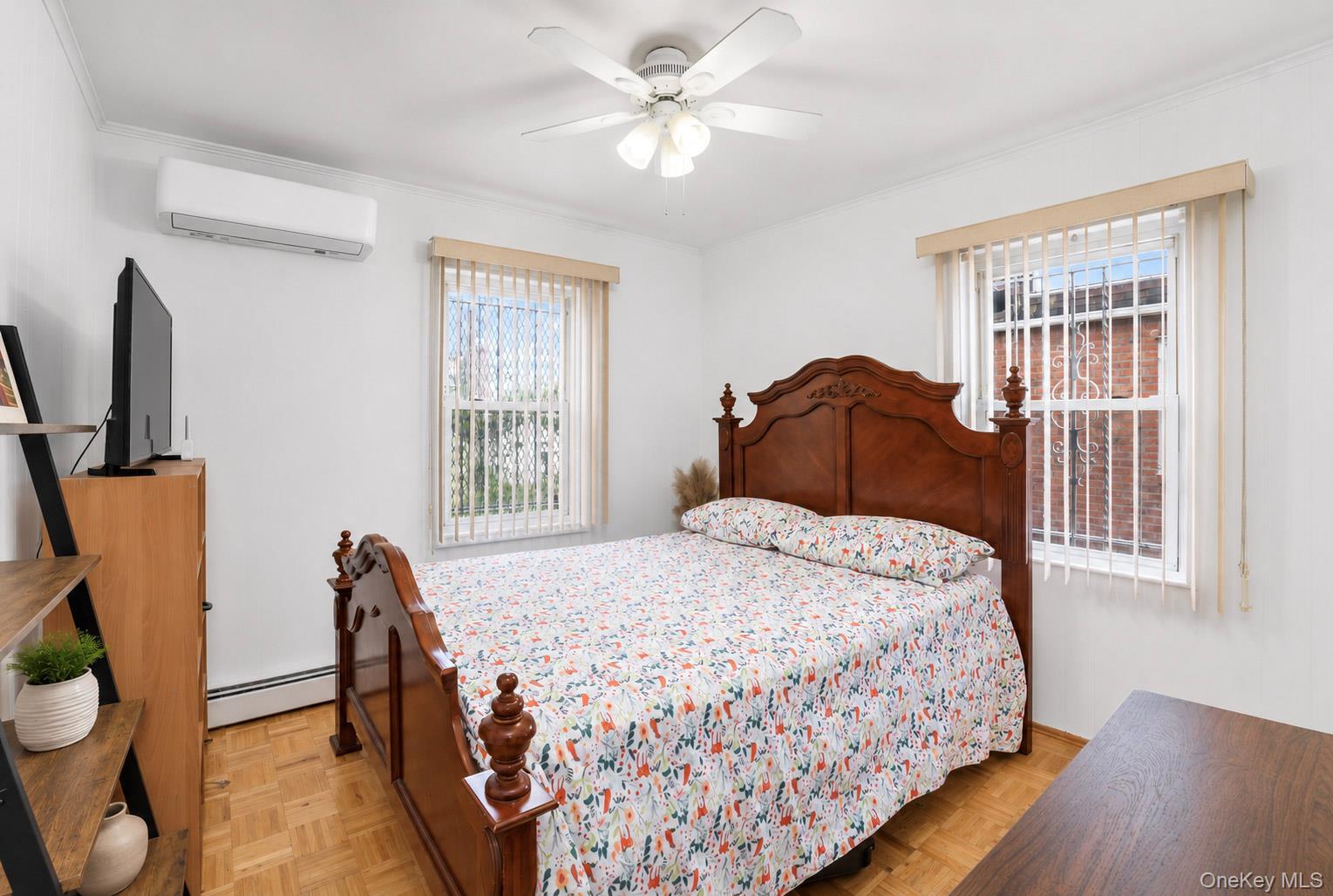 Single Family 250th Street Queens, NY 11426, MLS-1017200-11